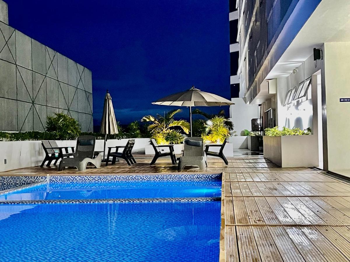 Inspiria Davao Exterior foto